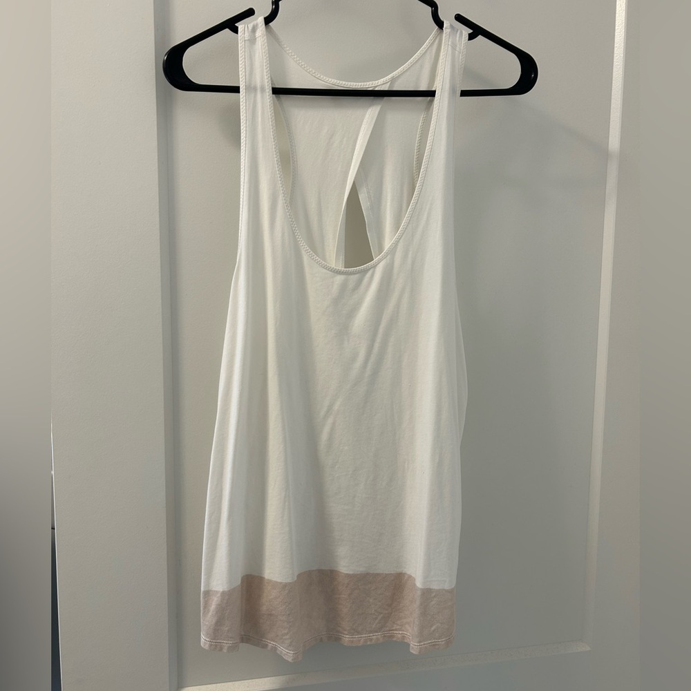 Flowy lululemon tank top